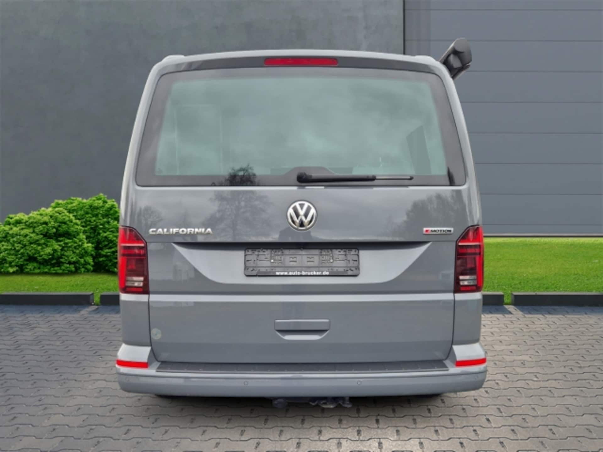 Volkswagen T6.1 California Ocean