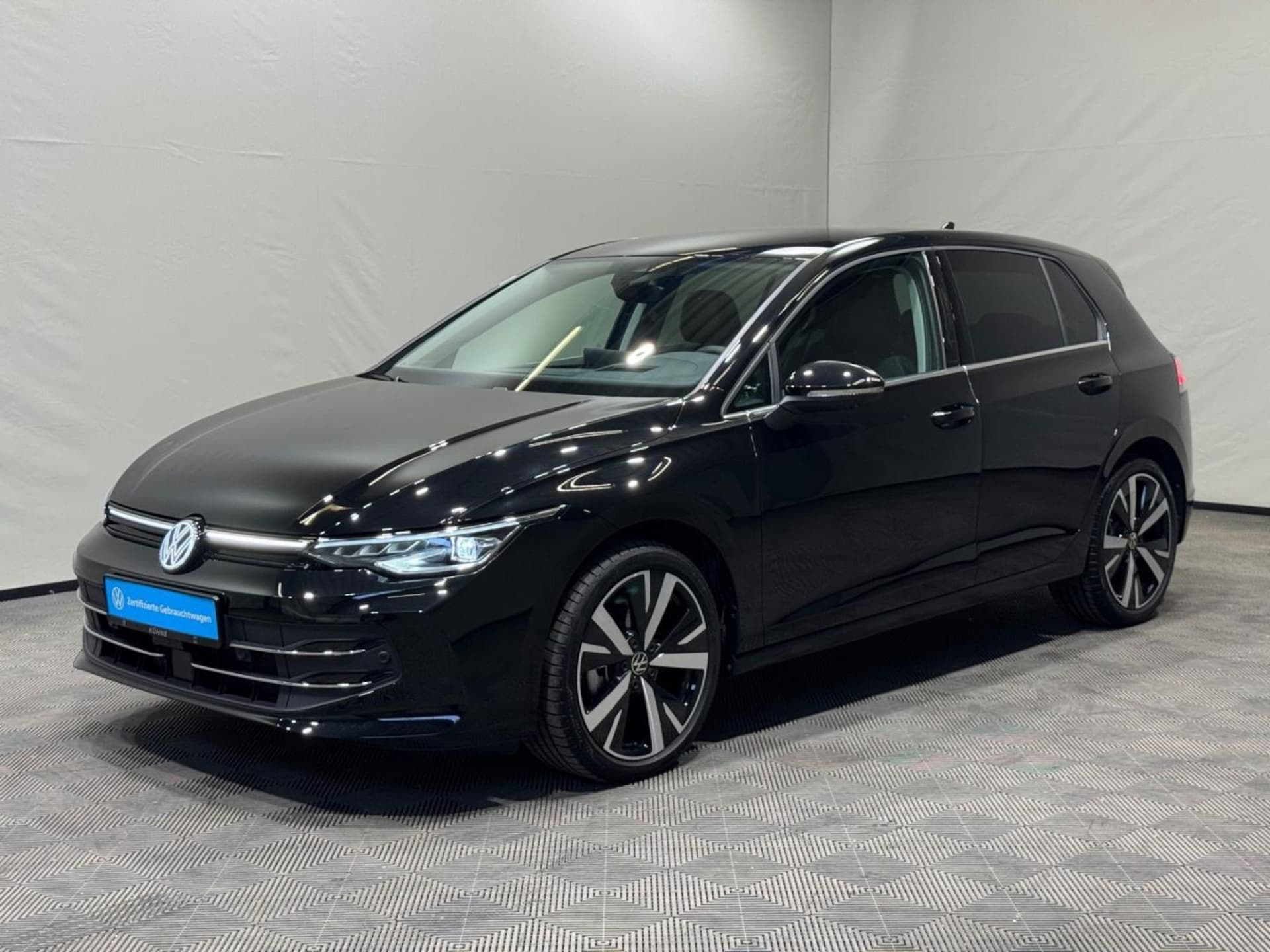 Volkswagen Golf Style