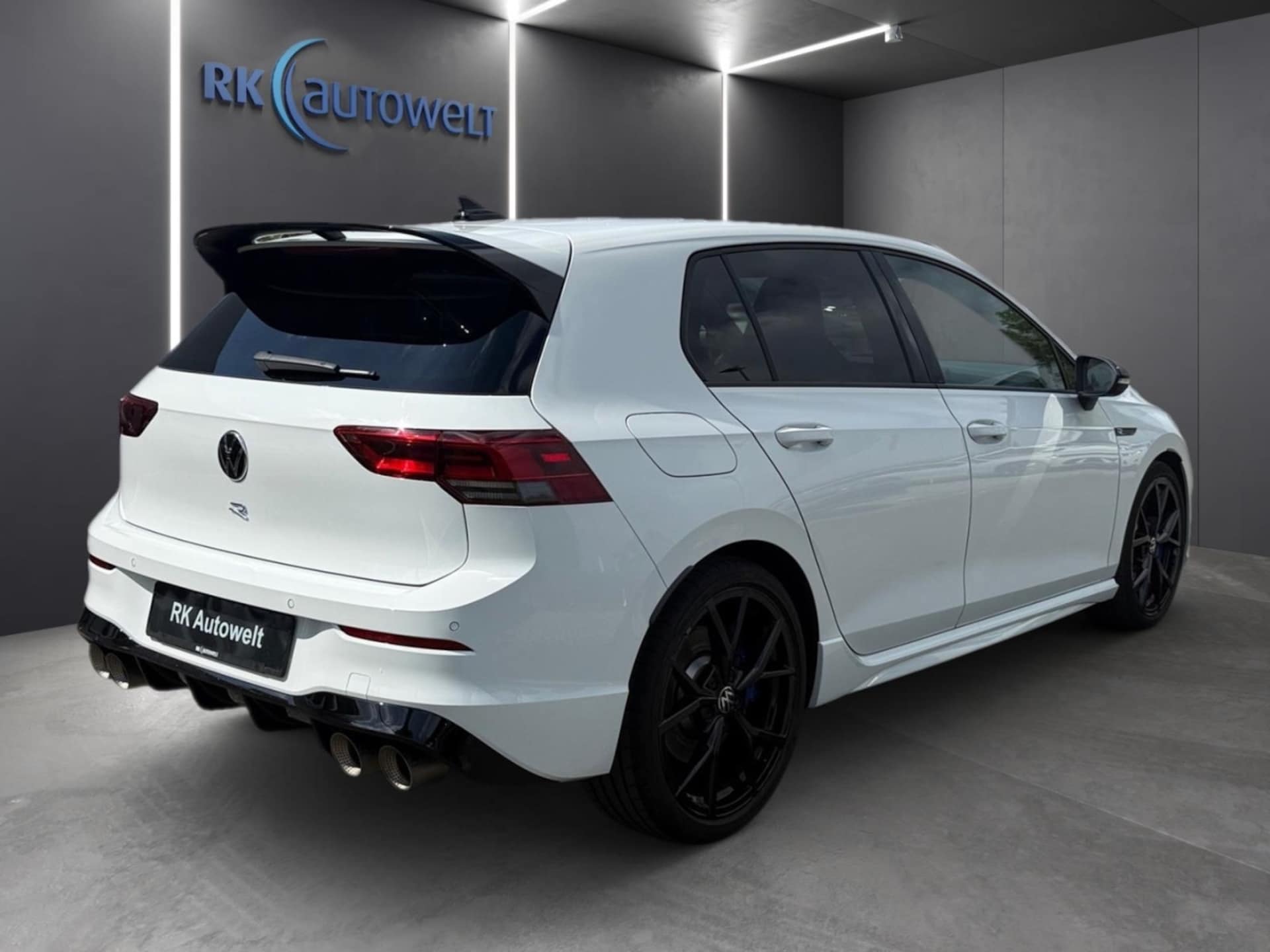 Volkswagen Golf R