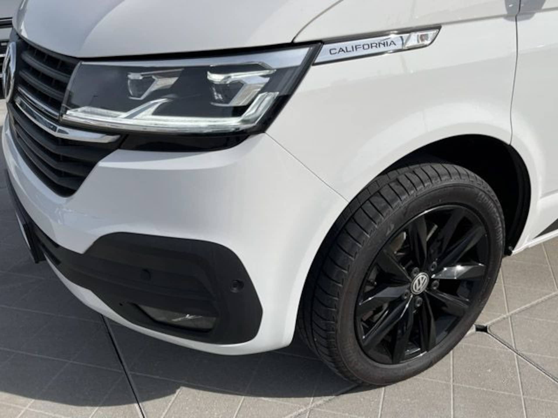 Volkswagen T6.1 California Ocean