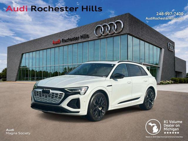 Photo of 2024 Audi Q8 e-tron