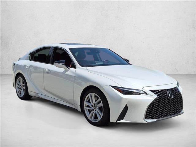 2024 Lexus IS 300
