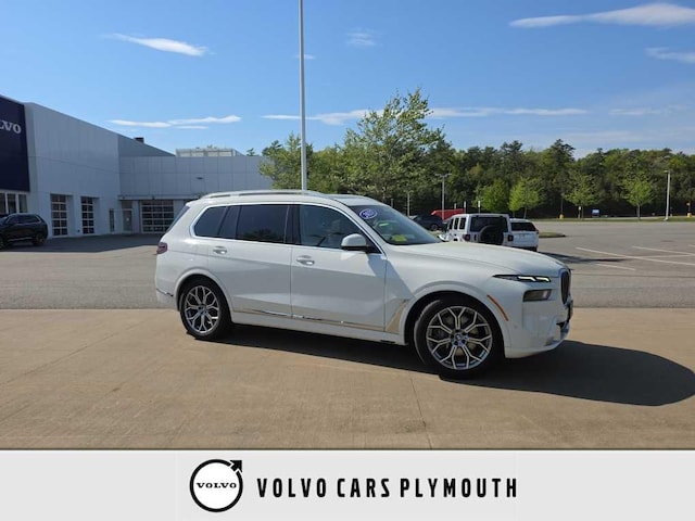 2023 BMW X7