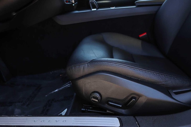 2023 Volvo V60 Cross Country Plus - Photo 26