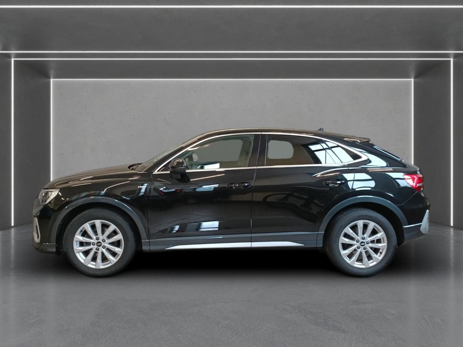 Audi Q3 Sportback S line