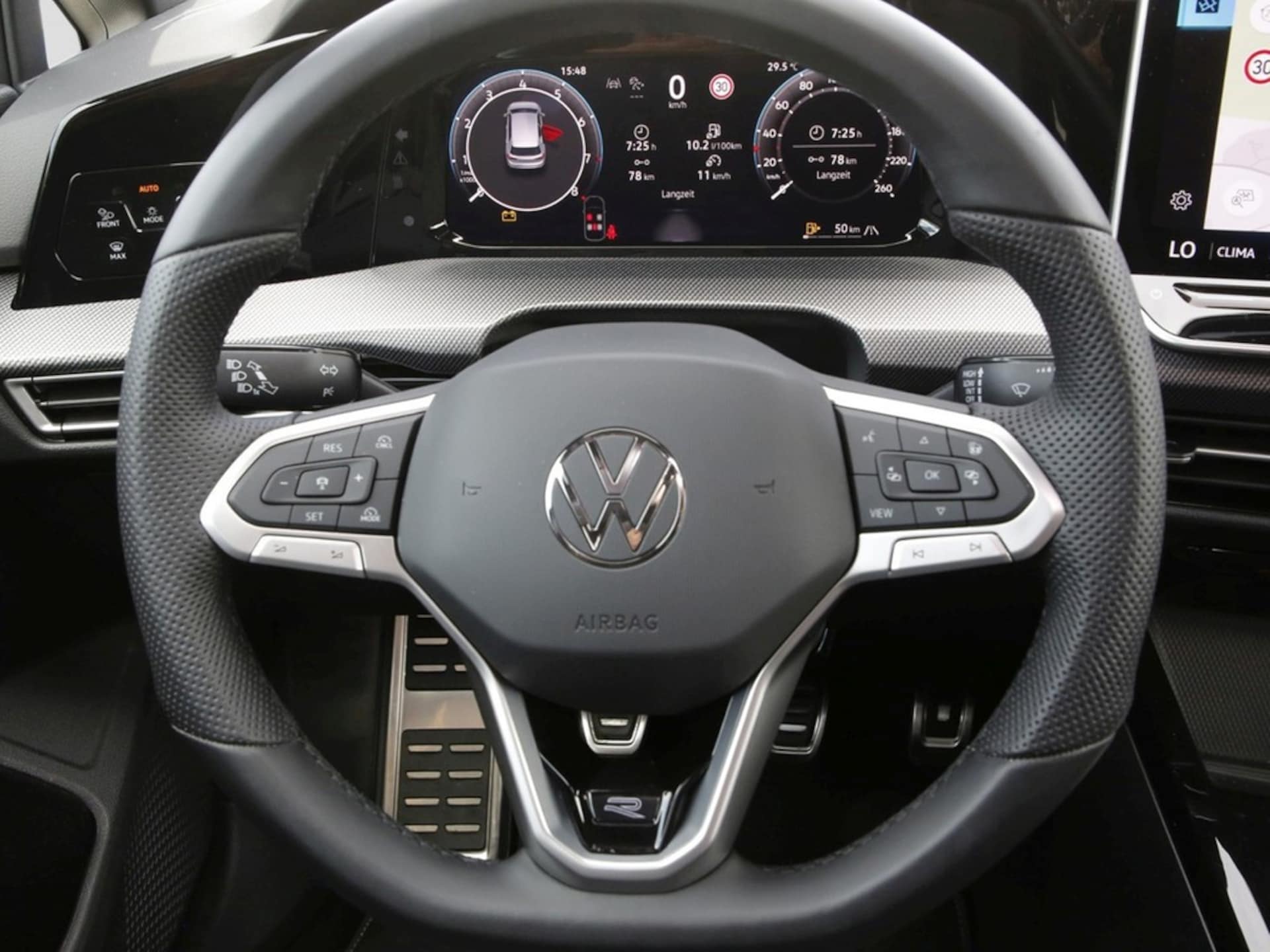 Volkswagen Golf R-Line