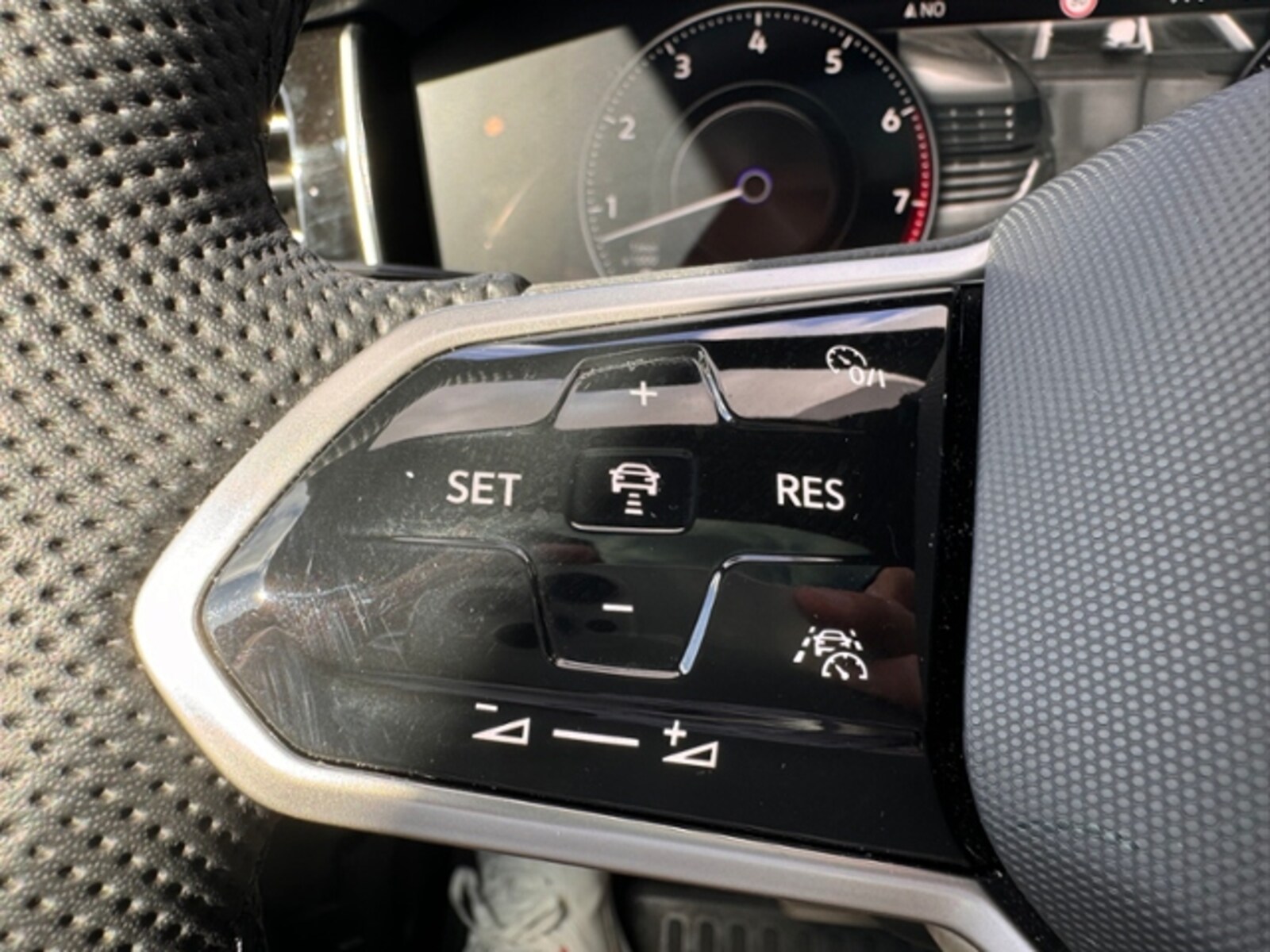 Volkswagen Touareg – Bild 18