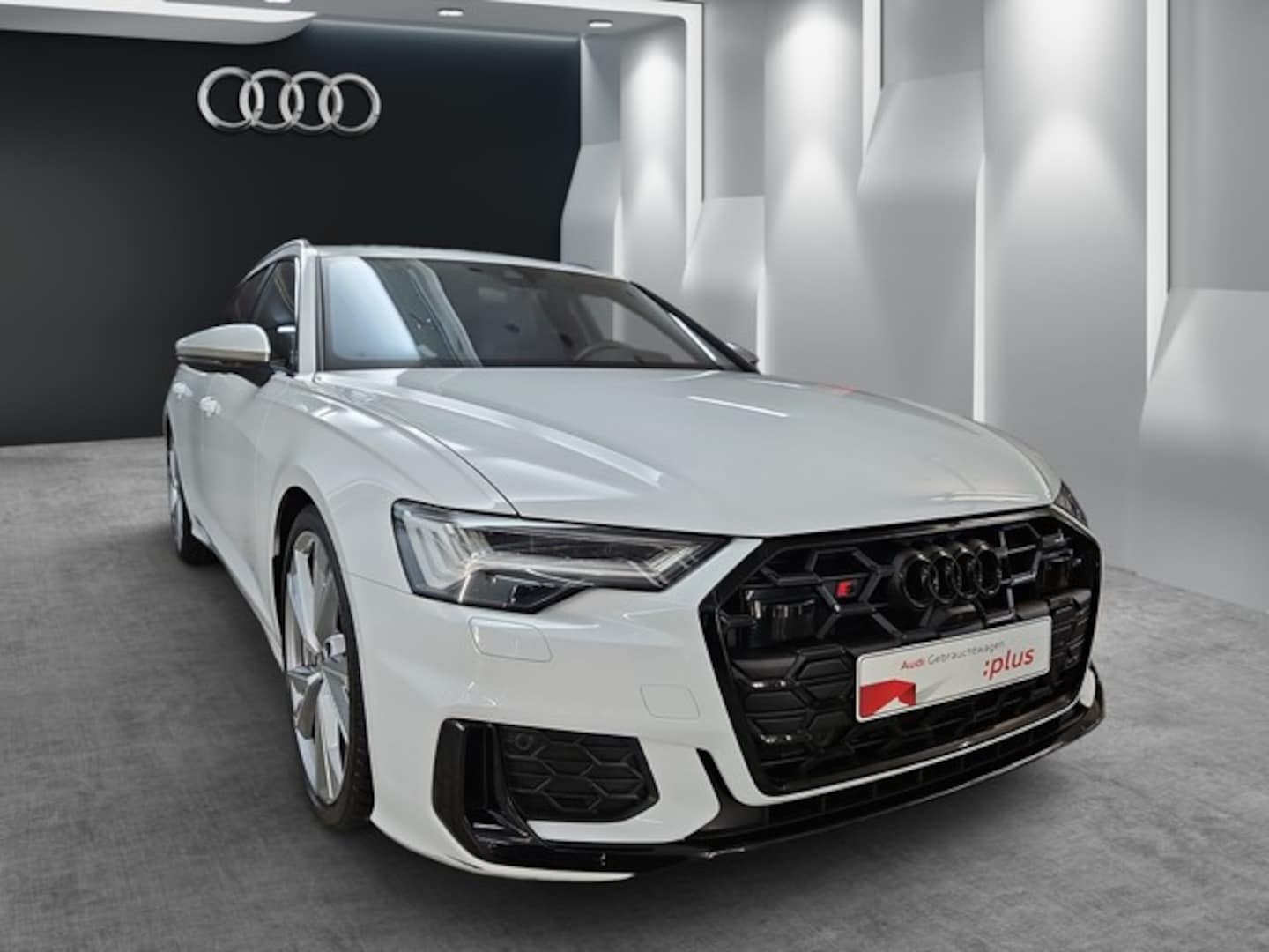 Bild über Audi S6 Avant TDI quattro tiptronic - für weitere Informationen kontaktieren Sie den Audi Partner