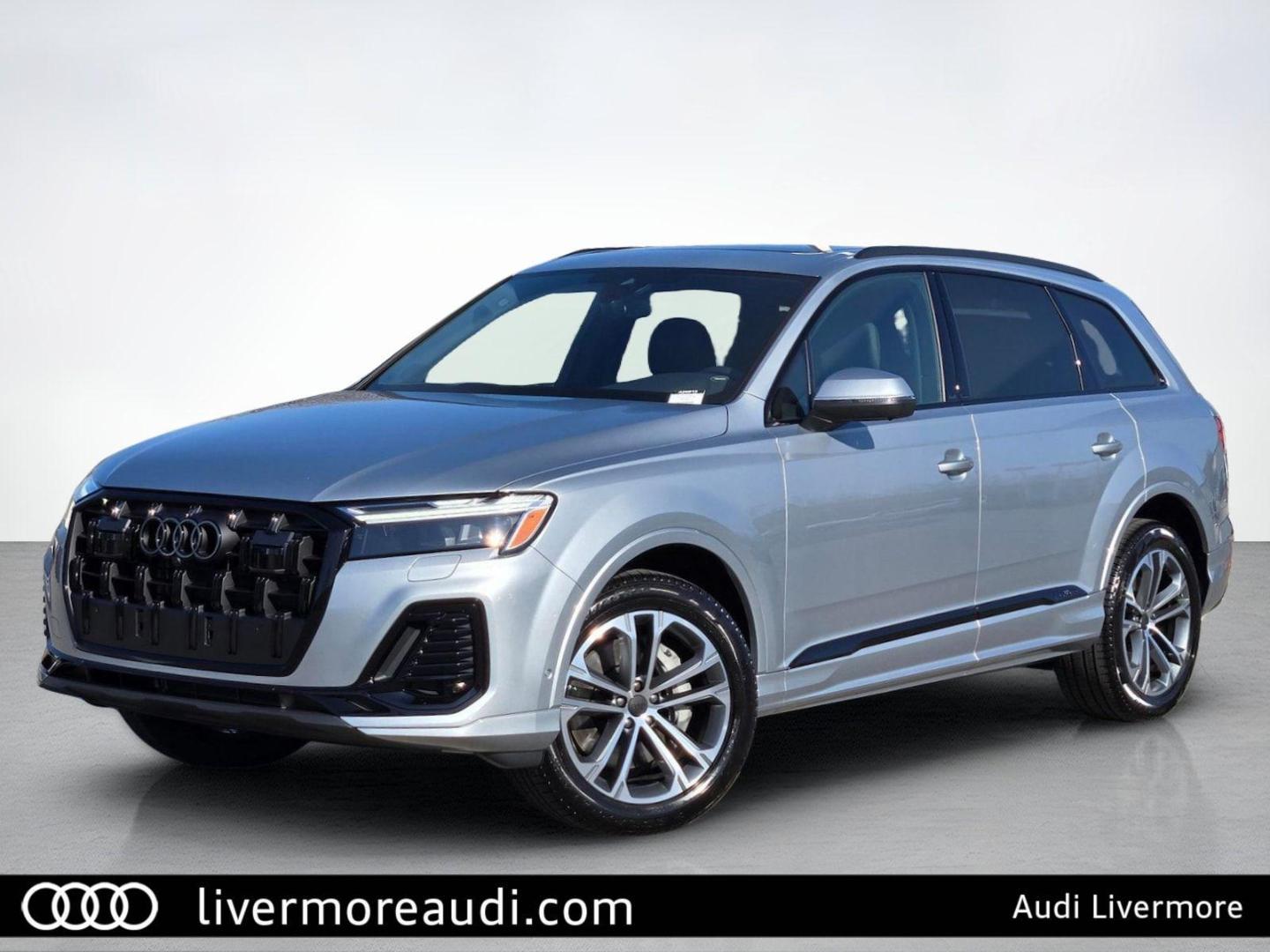 2026 Audi Q7 45 Premium Plus quattro Tiptronic's photo