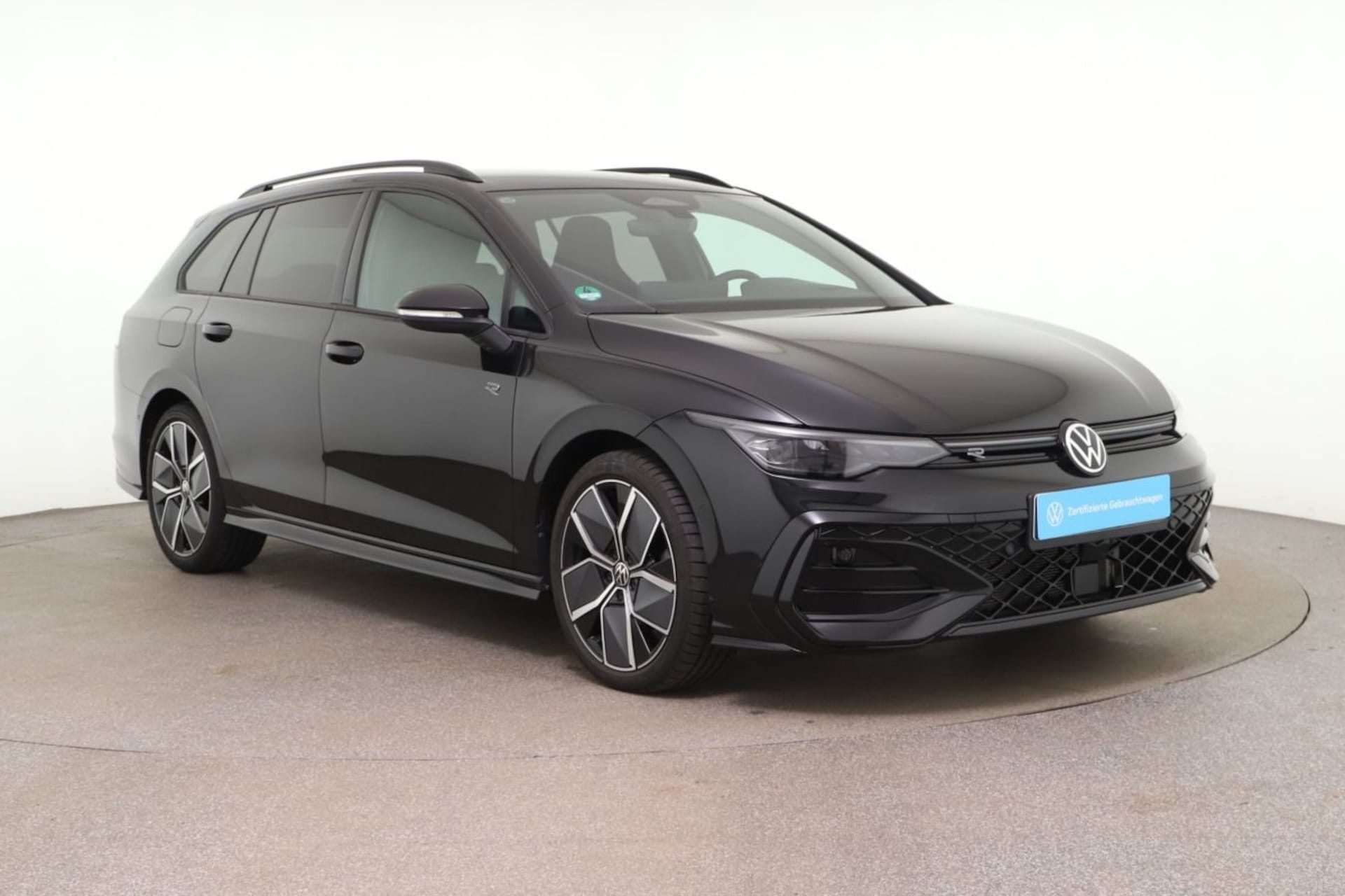 Volkswagen Golf Variant R-Line