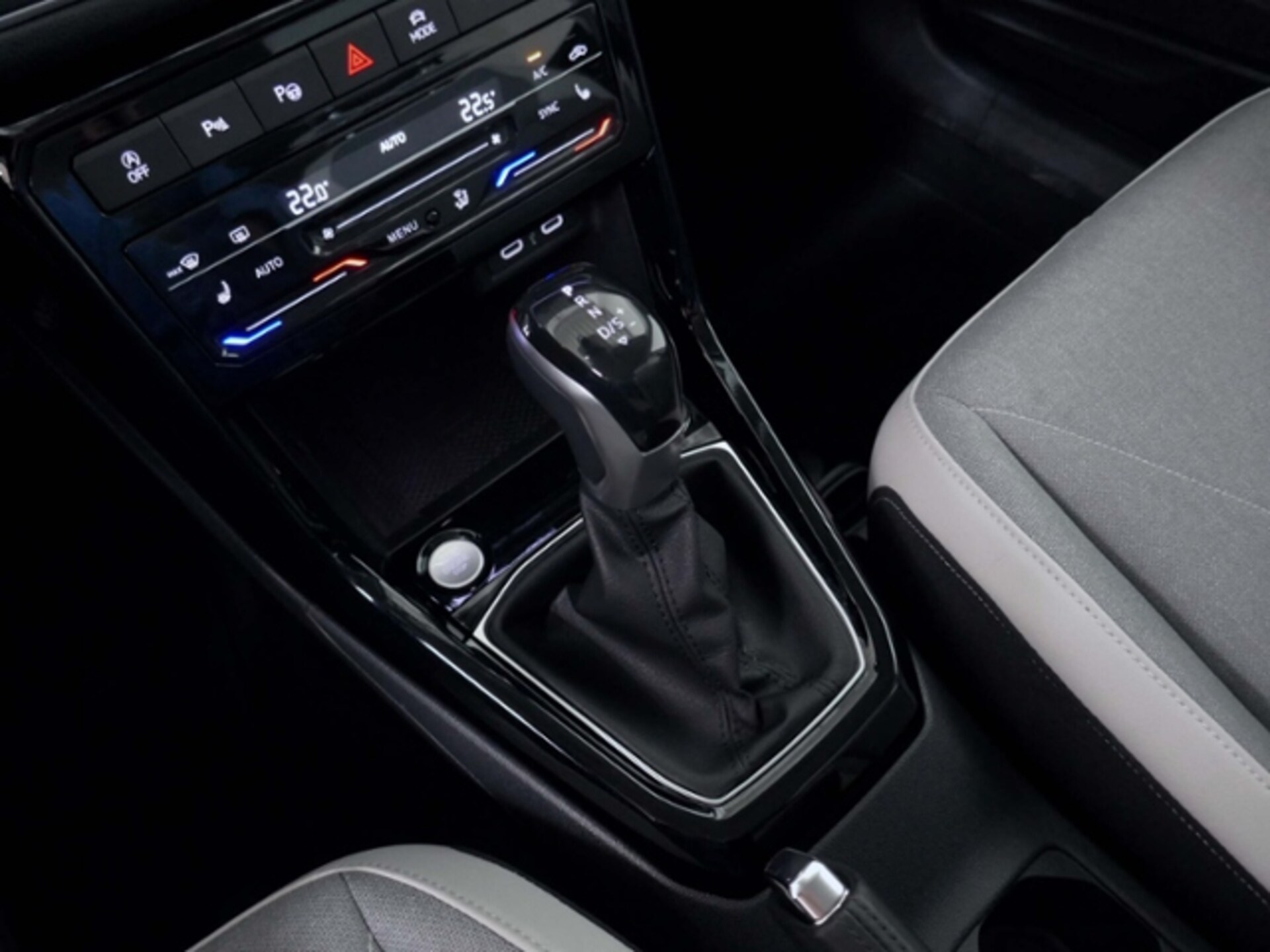 Volkswagen T-Cross Style