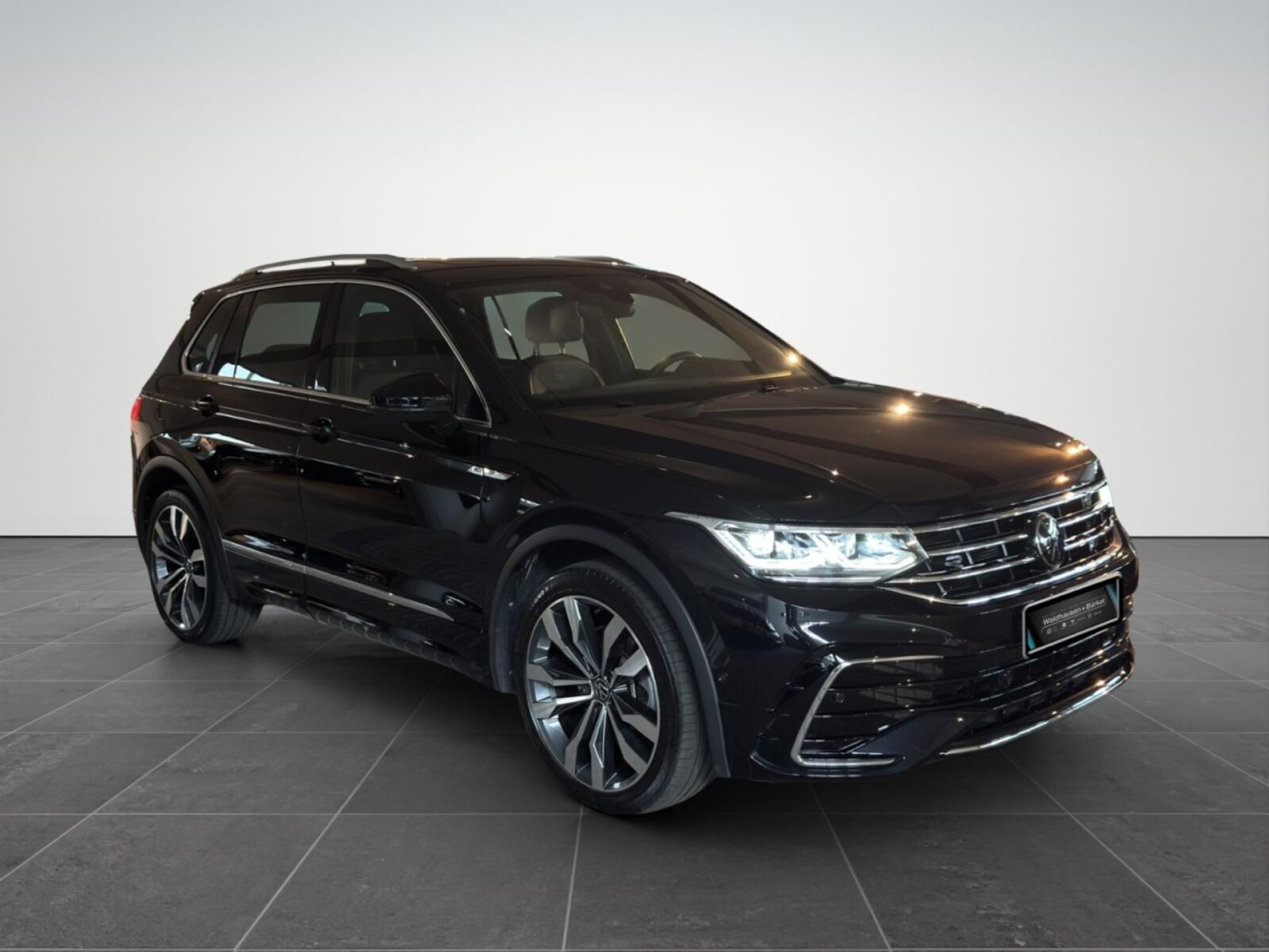 Volkswagen Tiguan – Bild 8
