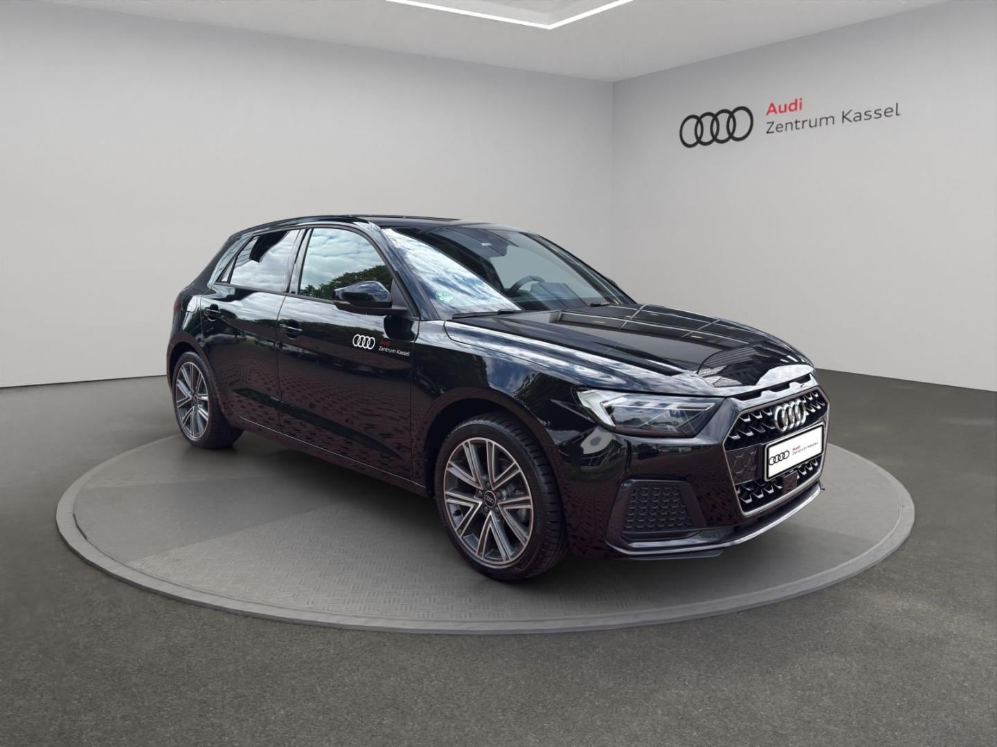 Bild über Audi A1 Sportback advanced 30 TFSI Schaltgetriebe - für weitere Informationen kontaktieren Sie den Audi Partner
