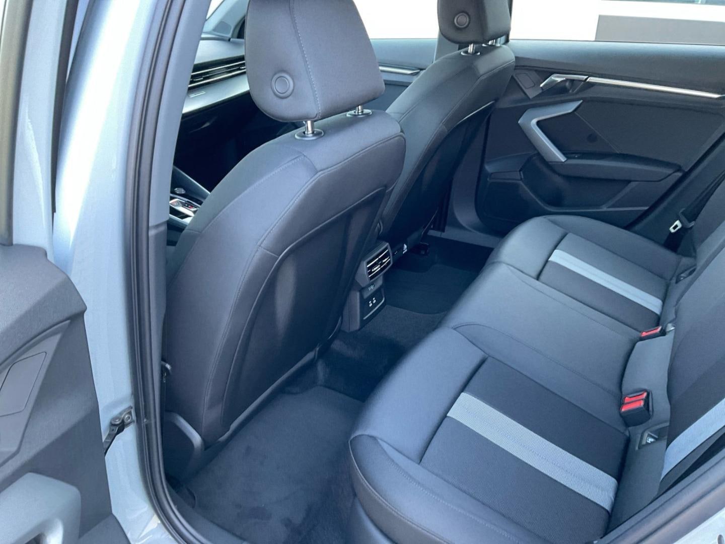 Bild über Audi A3 Sportback TDI S tronic - für weitere Informationen kontaktieren Sie den Audi Partner
