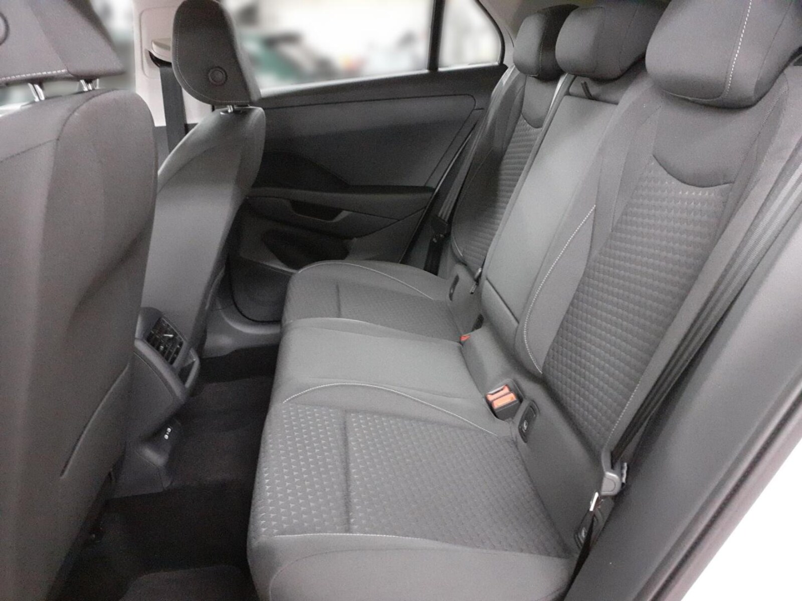 Volkswagen T-Roc – Bild 8