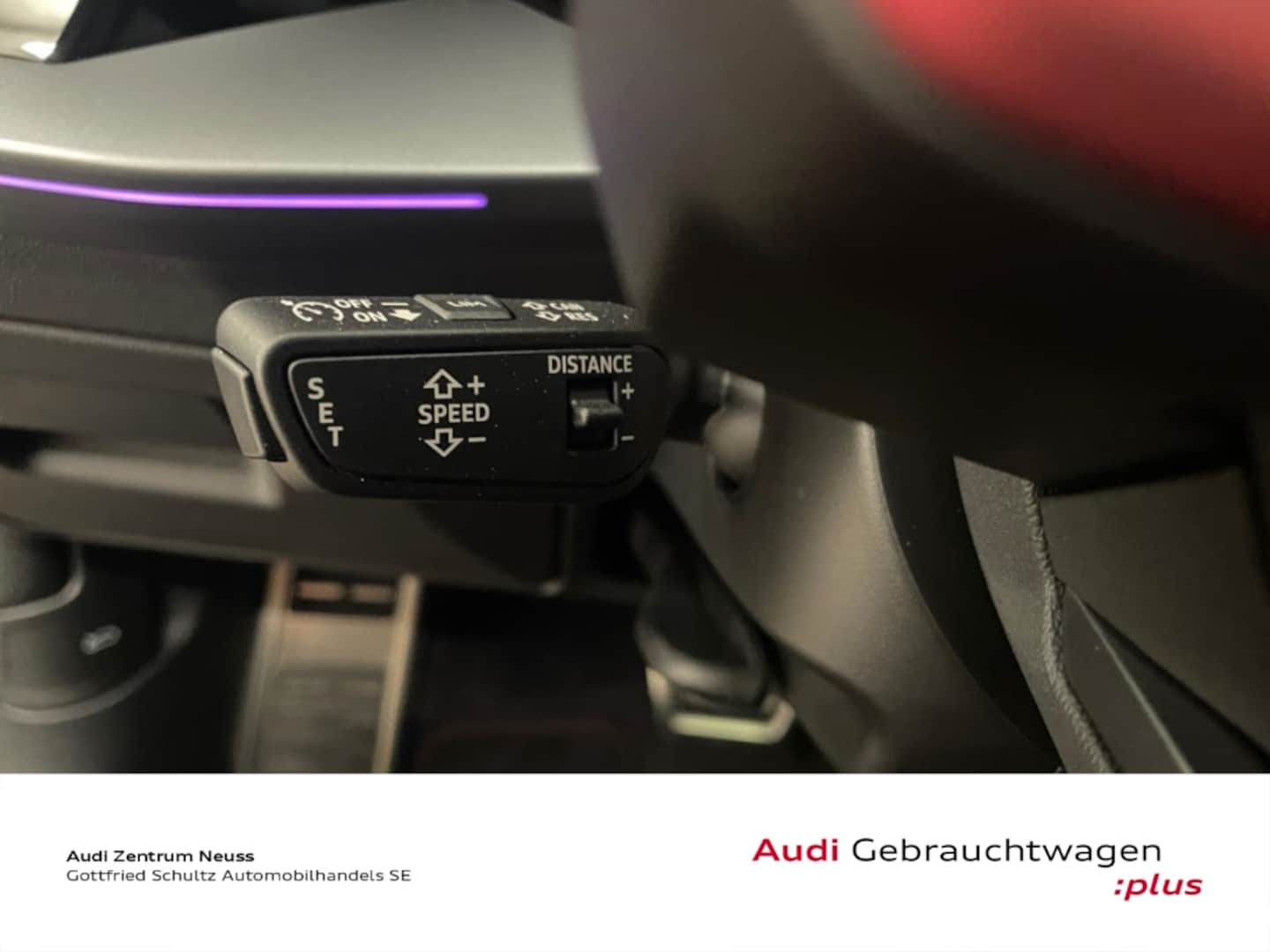 Bild über Audi RS 3 Sportback TFSI quattro 294 kW S tronic - für weitere Informationen kontaktieren Sie den Audi Partner
