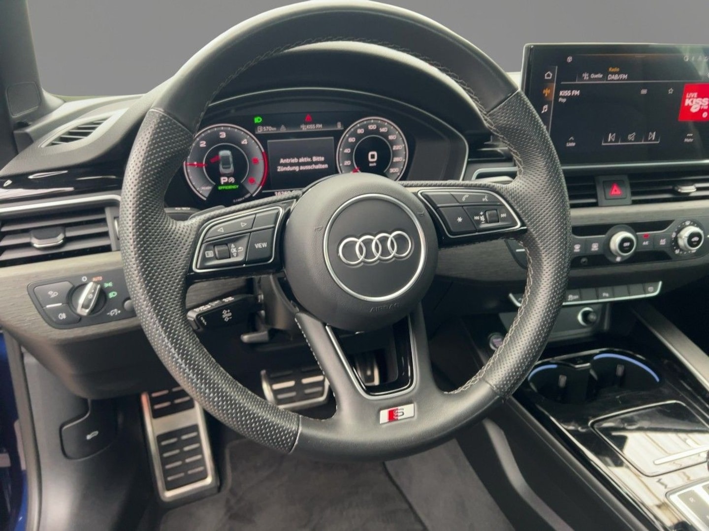 Bild über Audi A5 Cabriolet S line 40 TDI quattro S tronic - für weitere Informationen kontaktieren Sie den Audi Partner