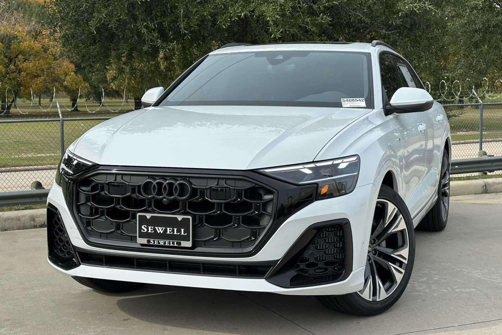 2026 Audi Q8 55 Premium Plus quattro Tiptonic's photo