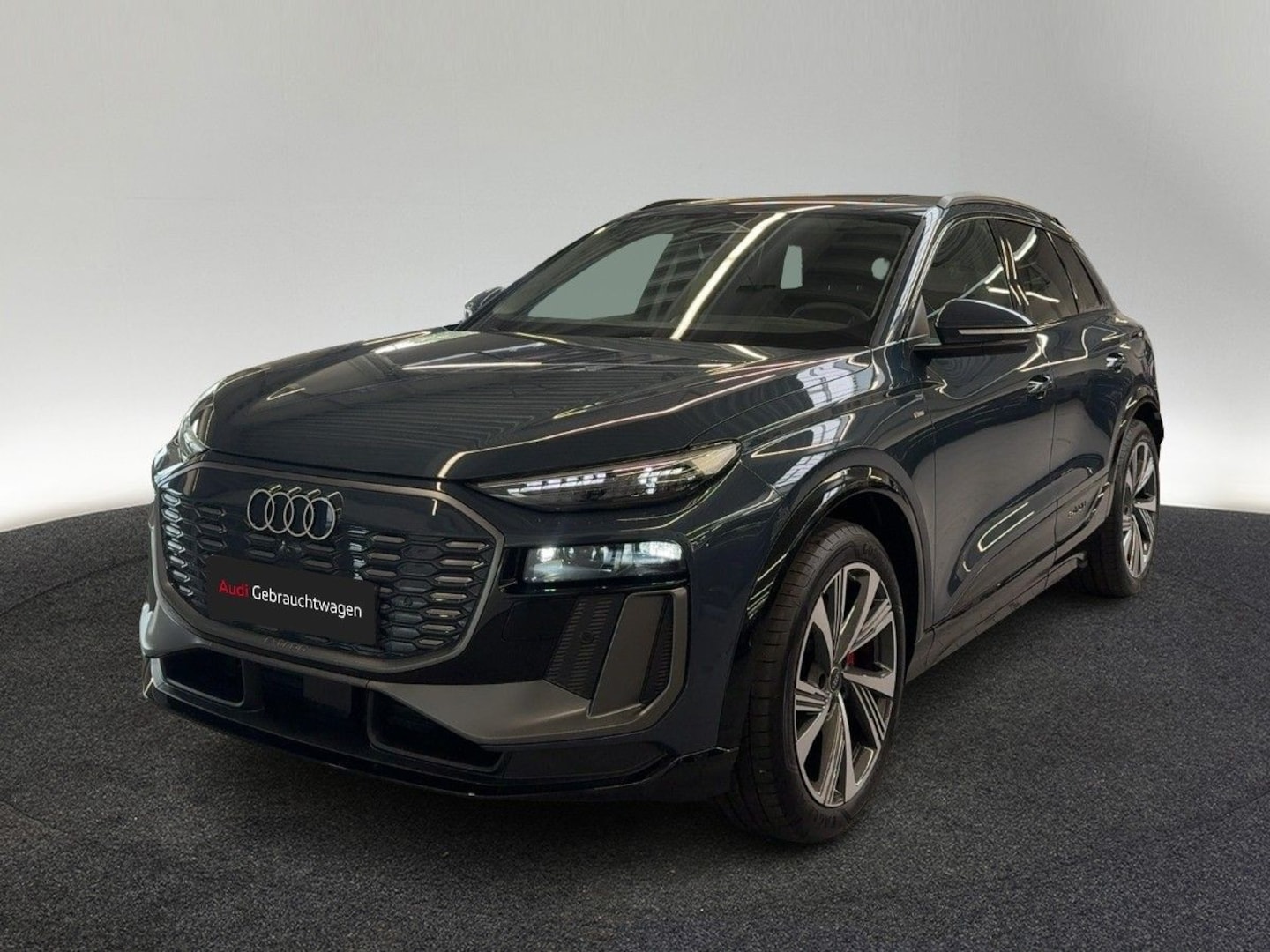 Bild über Audi Q6 SUV e-tron S line business e-tron performance 225 kW - für weitere Informationen kontaktieren Sie den Audi Partner