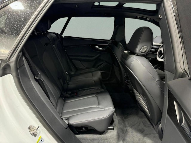 2026 Audi Q8 Premium Plus - Photo 10