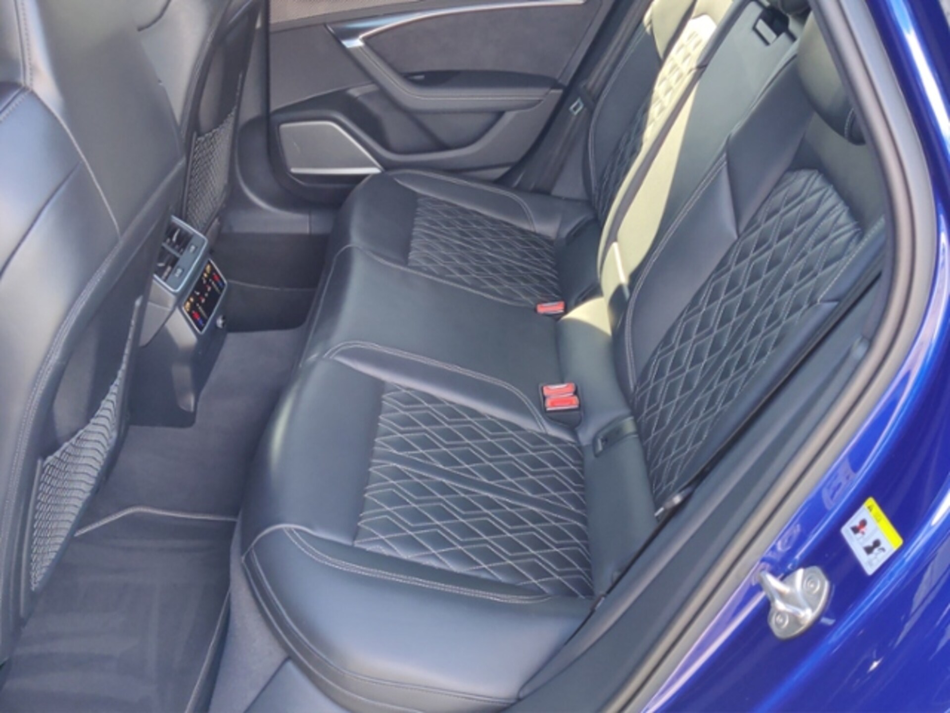 Audi S6 Avant