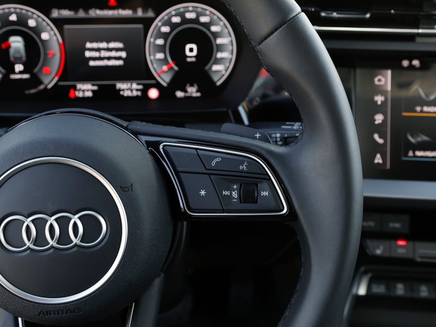 Bild über Audi A3 allstreet TFSI 110 kW S tronic - für weitere Informationen kontaktieren Sie den Audi Partner