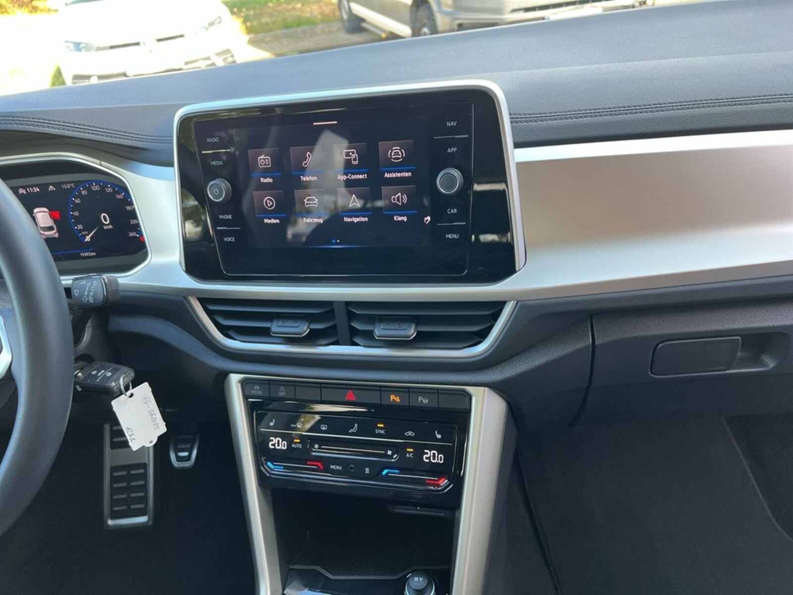 Volkswagen T-Roc – Bild 12