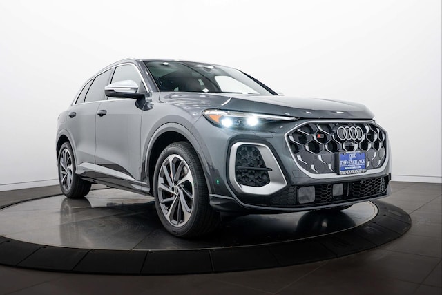 2026 Audi SQ5 Premium Plus