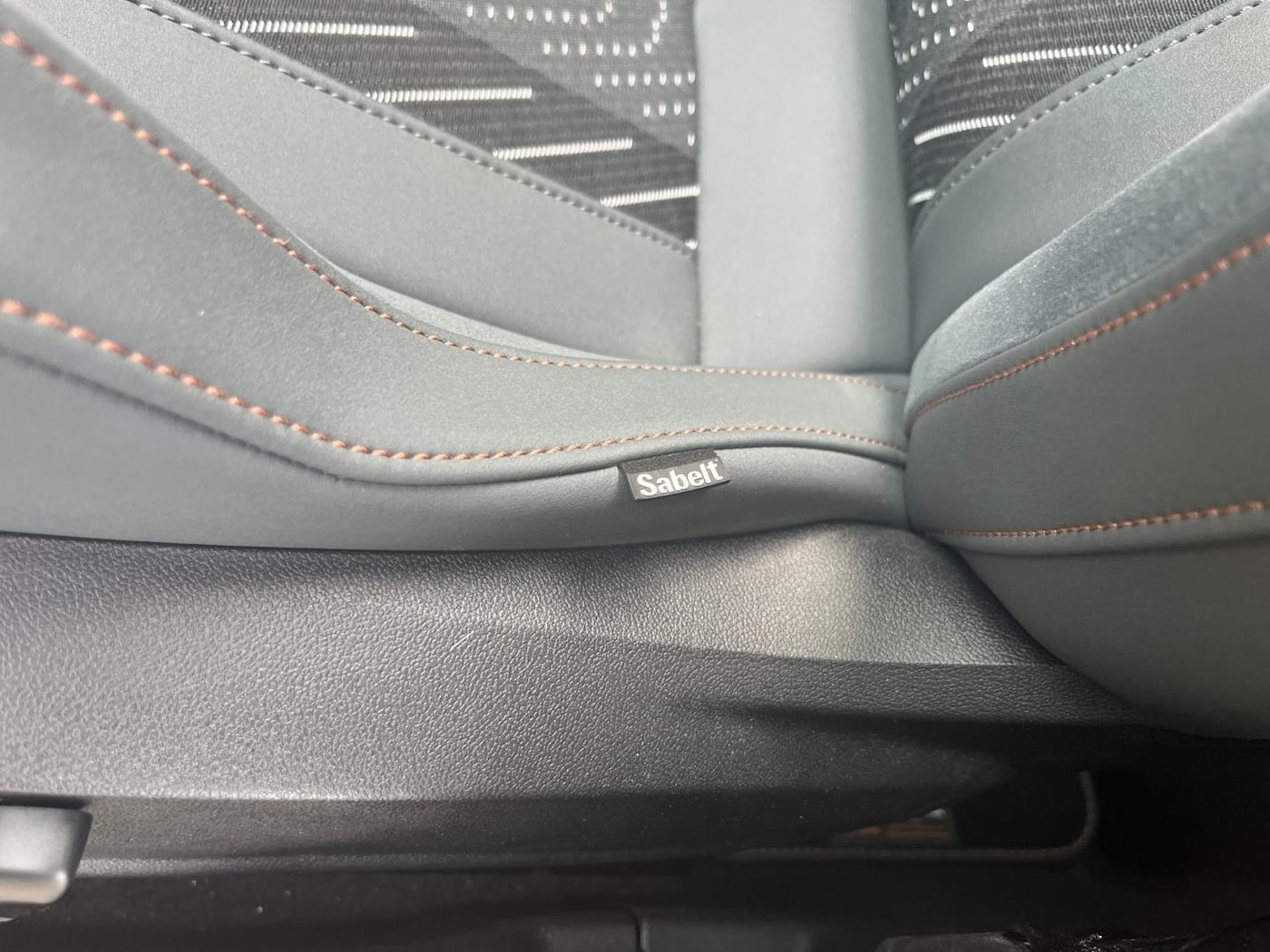 CUPRA Formentor 1.5 TSI e-Hybrid VZ DSG 200 kW (272 CV) — photo 18