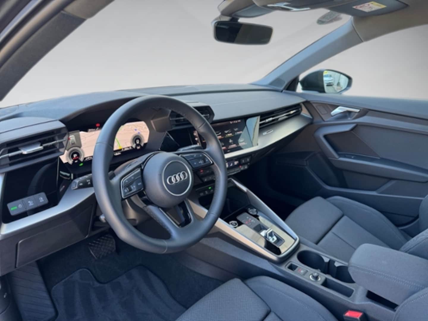 Bild über Audi A3 Sportback TFSI e advanced 40 TFSI e S tronic - für weitere Informationen kontaktieren Sie den Audi Partner
