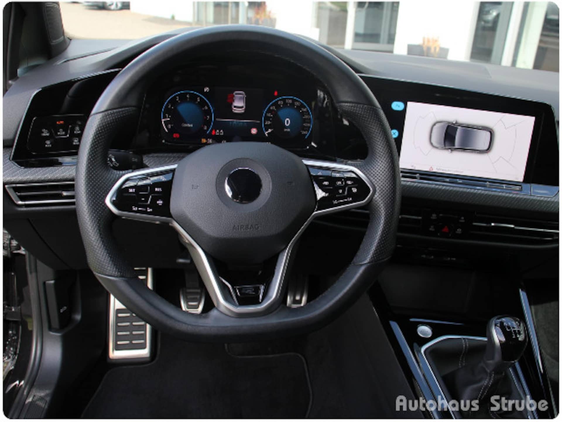 Volkswagen Golf R-Line