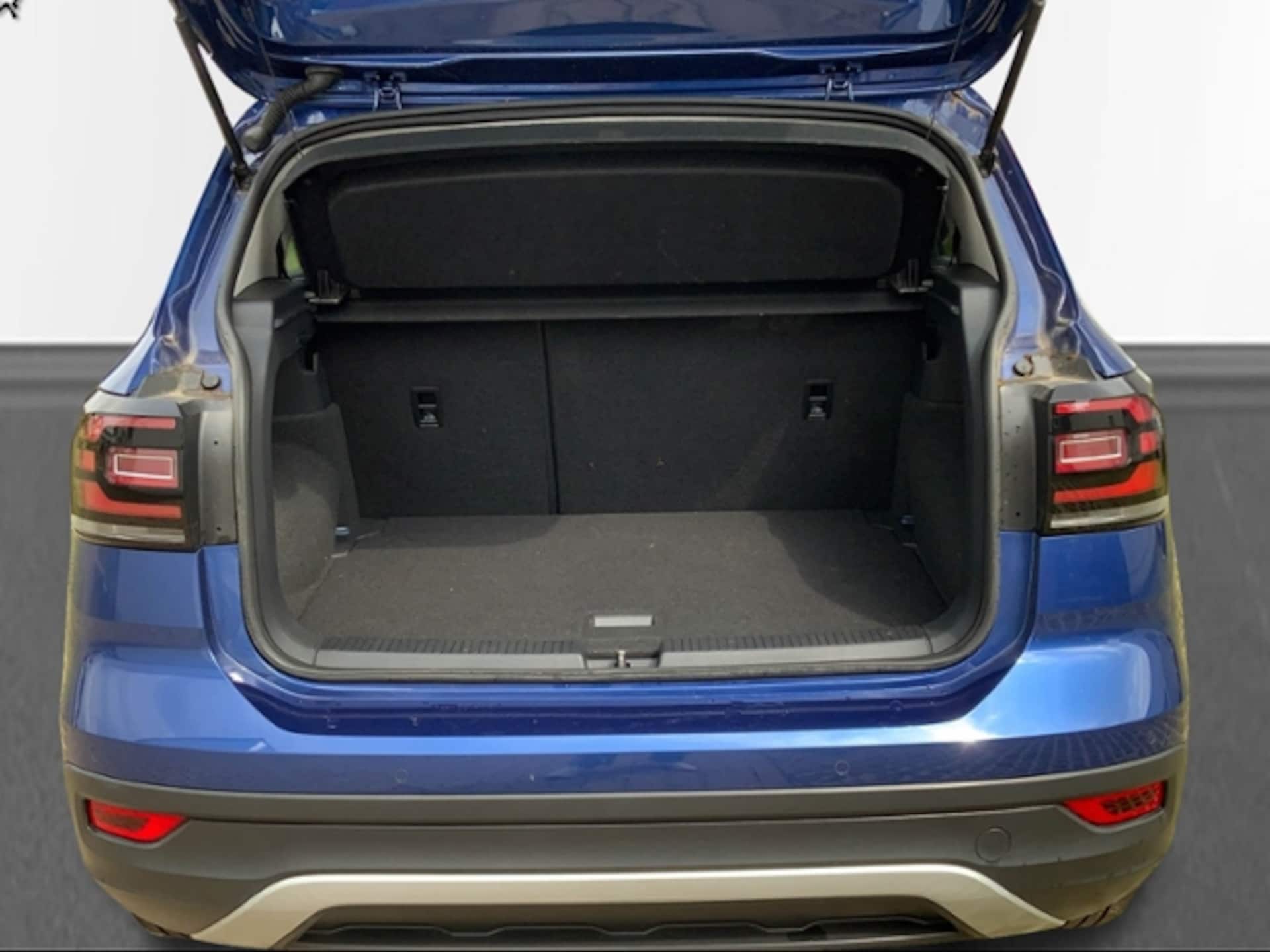 Volkswagen T-Cross United