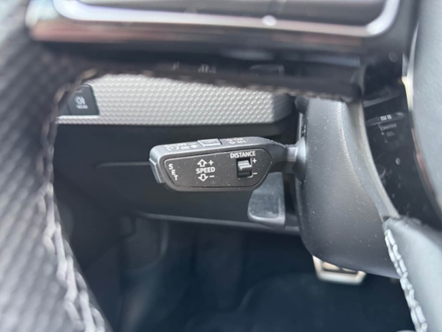 Bild über Audi A1 Sportback S line 30 TFSI S tronic - für weitere Informationen kontaktieren Sie den Audi Partner