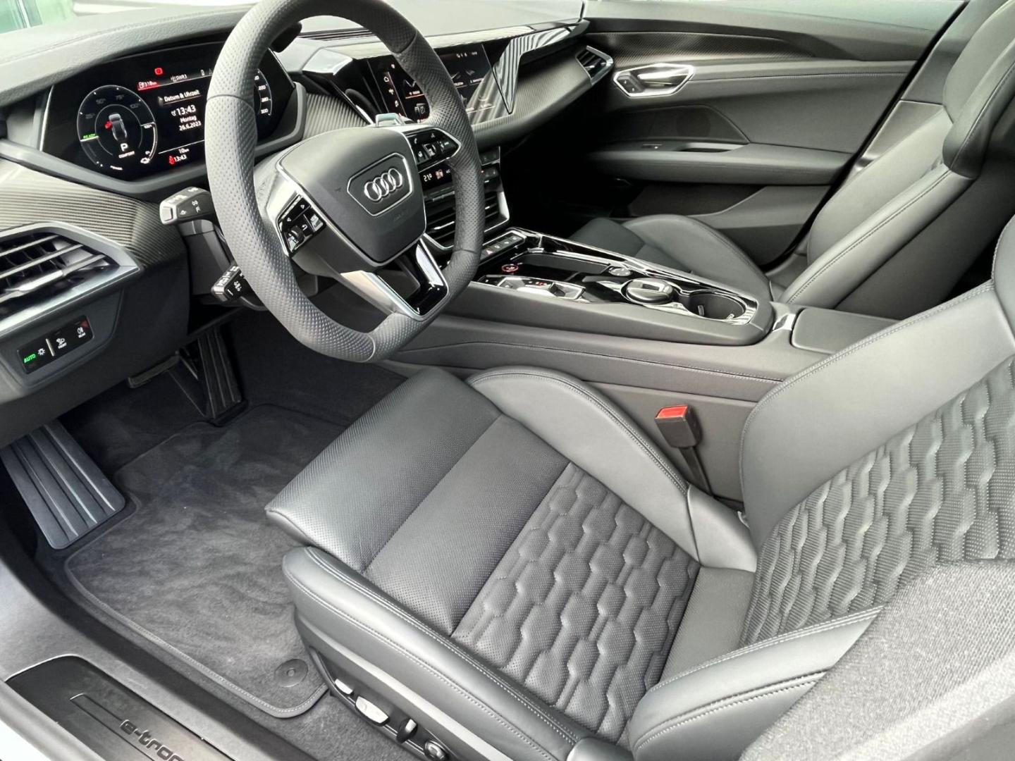 Image about Audi e-tron GT e-tron quattro