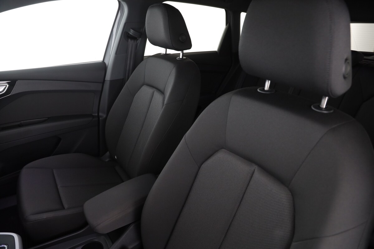 Image about Audi Q4 e-tron 40 e-tron