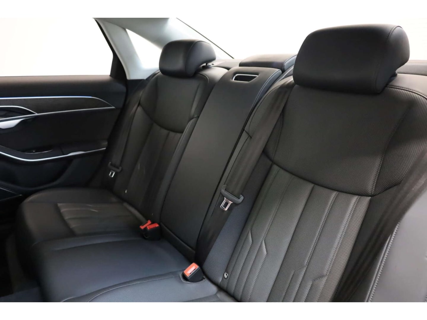 Image about Audi A8 TFSI e 60 TFSI e quattro 330(449) kW(PS) tiptronic