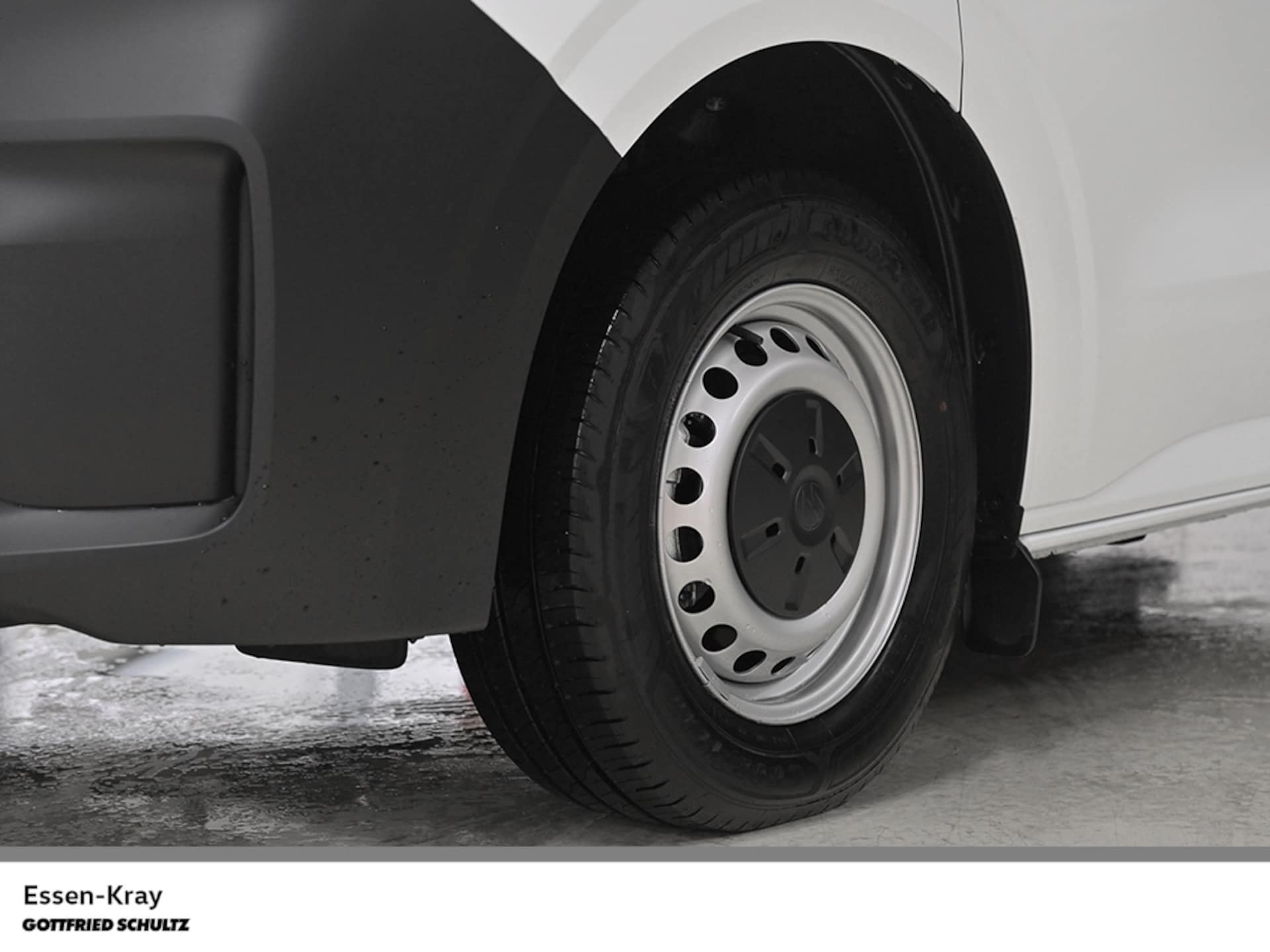 Volkswagen Transporter Kombi kurzer Radstand