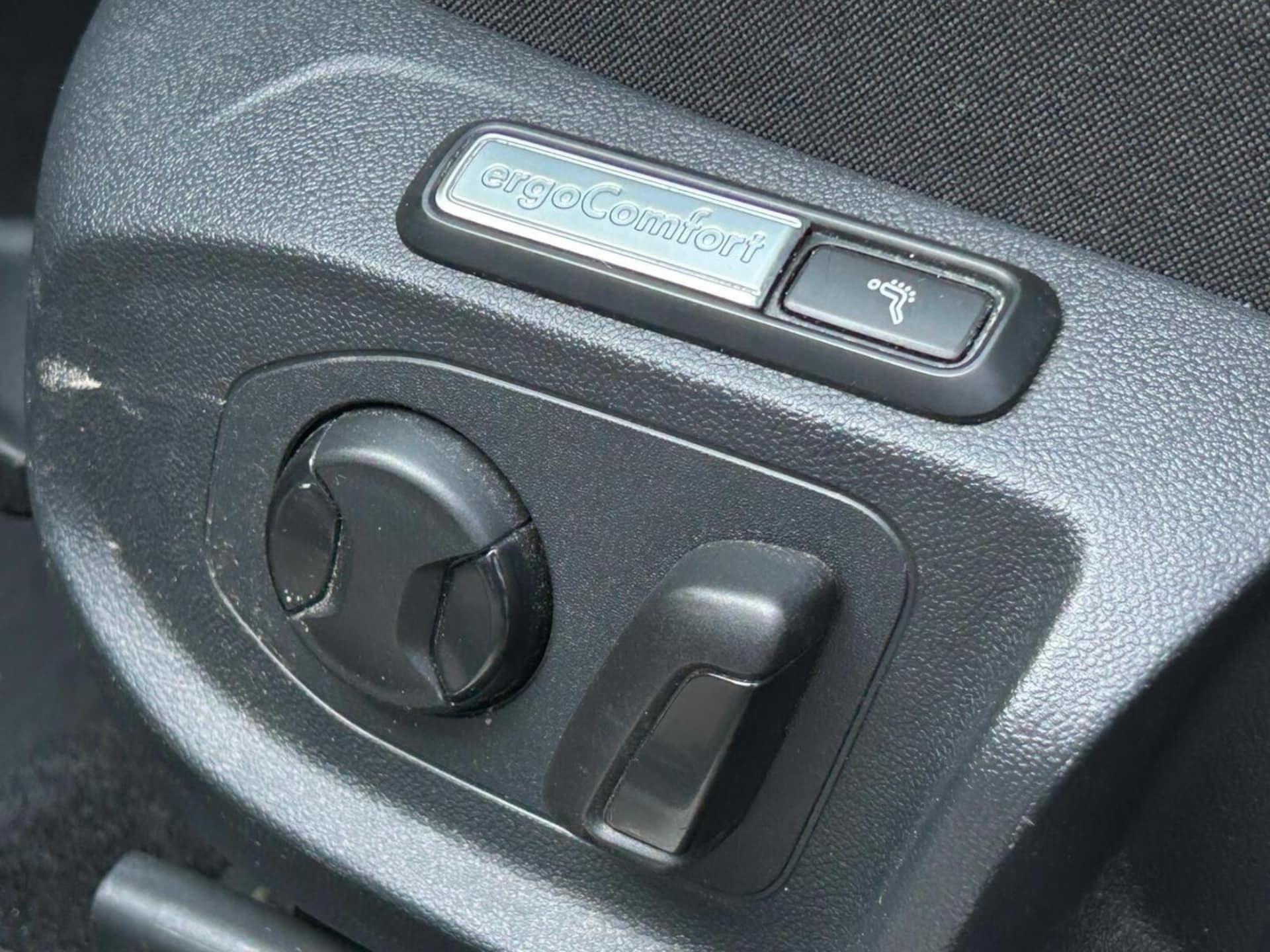 Volkswagen Arteon Model bazowy