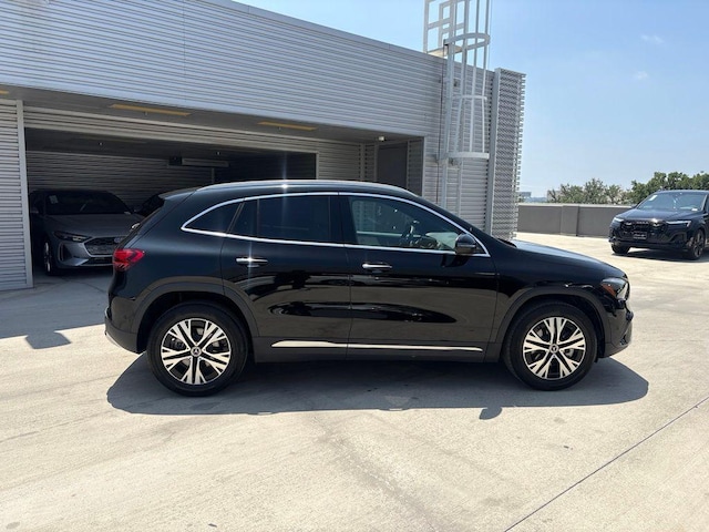 2025 Mercedes-Benz GLA 250