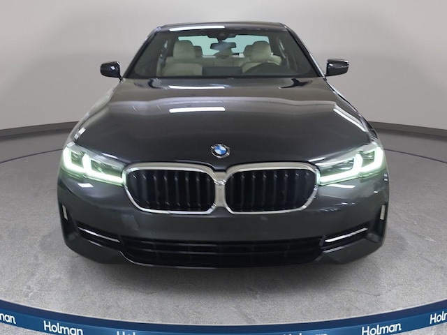 2023 BMW 530