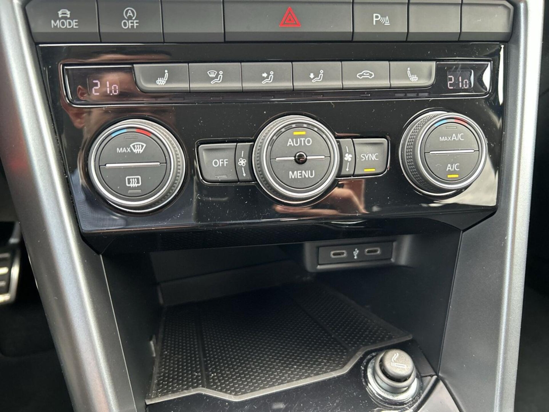 Volkswagen T-Roc Active