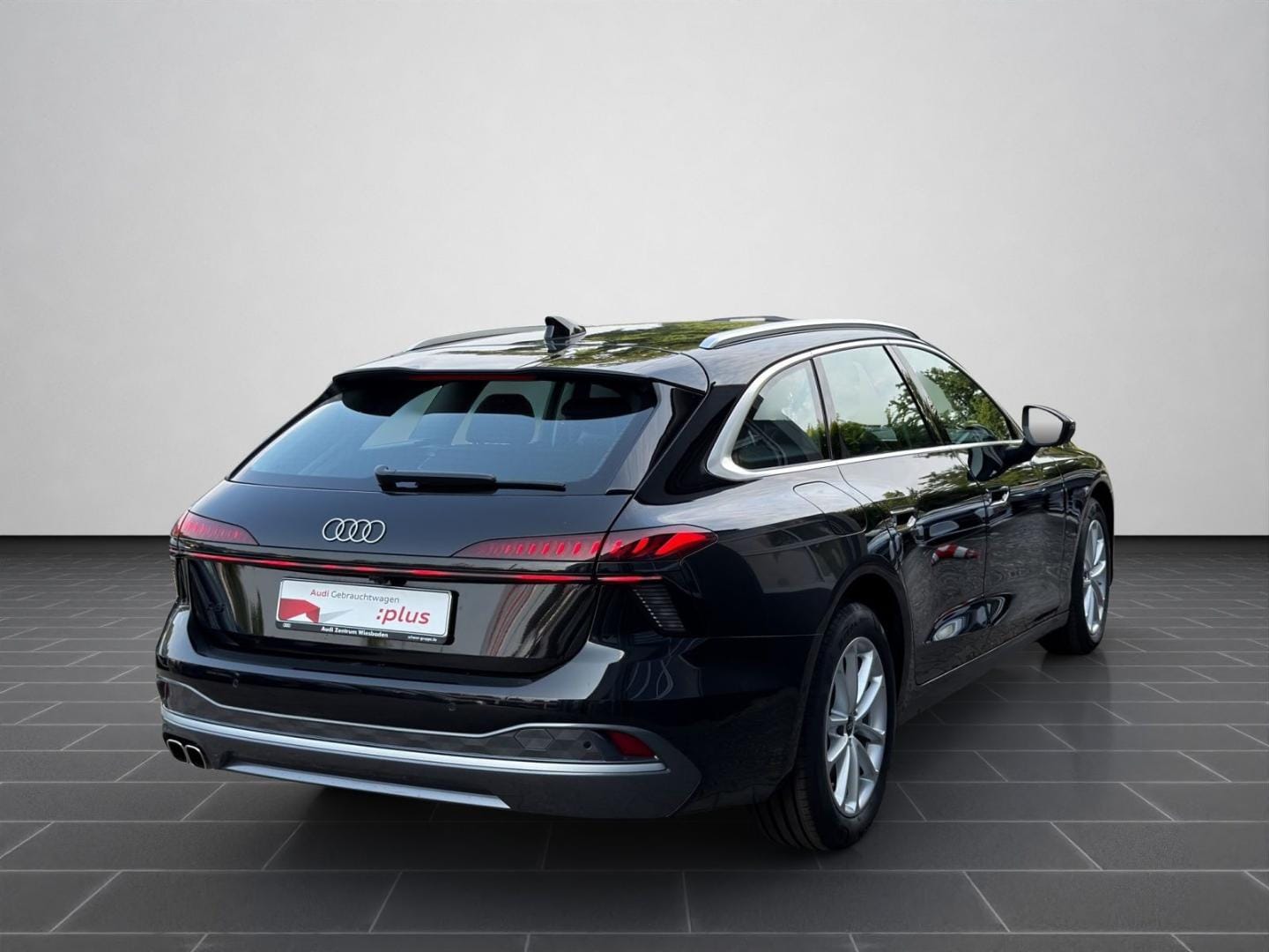 Bild über Audi A6 Avant TDI 150 kW S tronic - für weitere Informationen kontaktieren Sie den Audi Partner