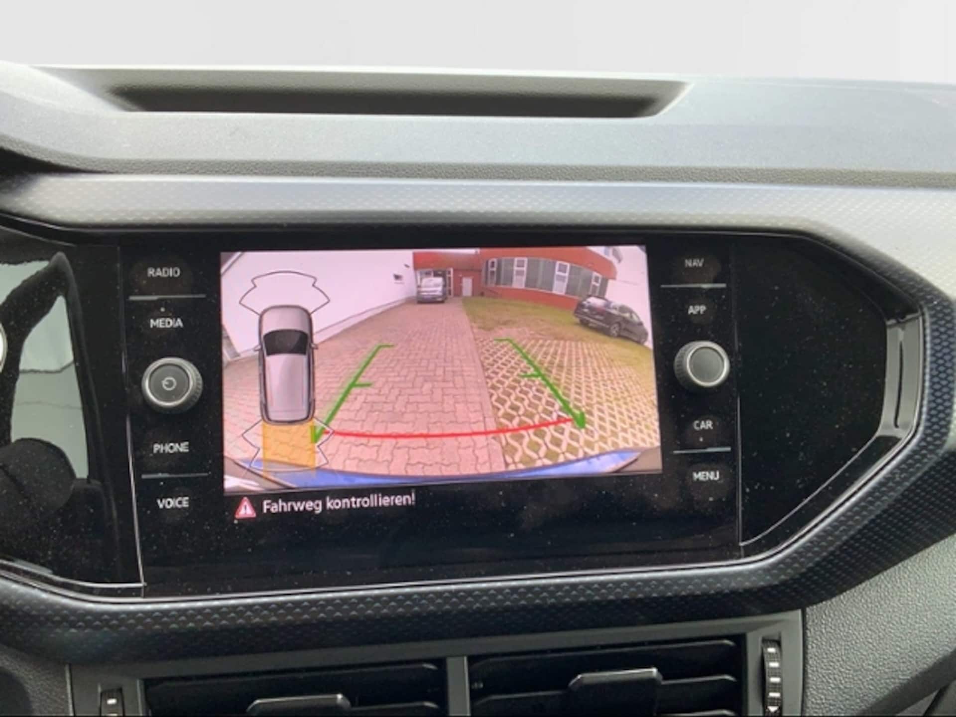 Volkswagen T-Cross United