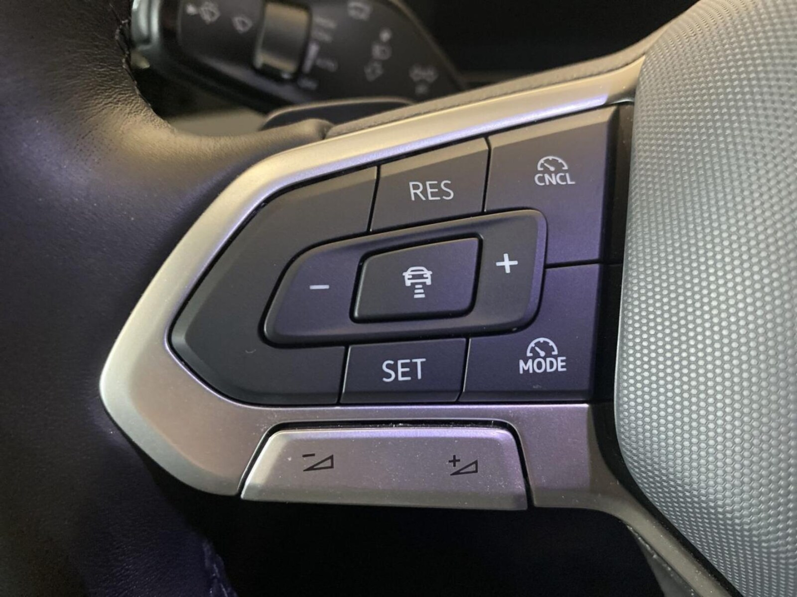 Volkswagen Passat – Bild 9