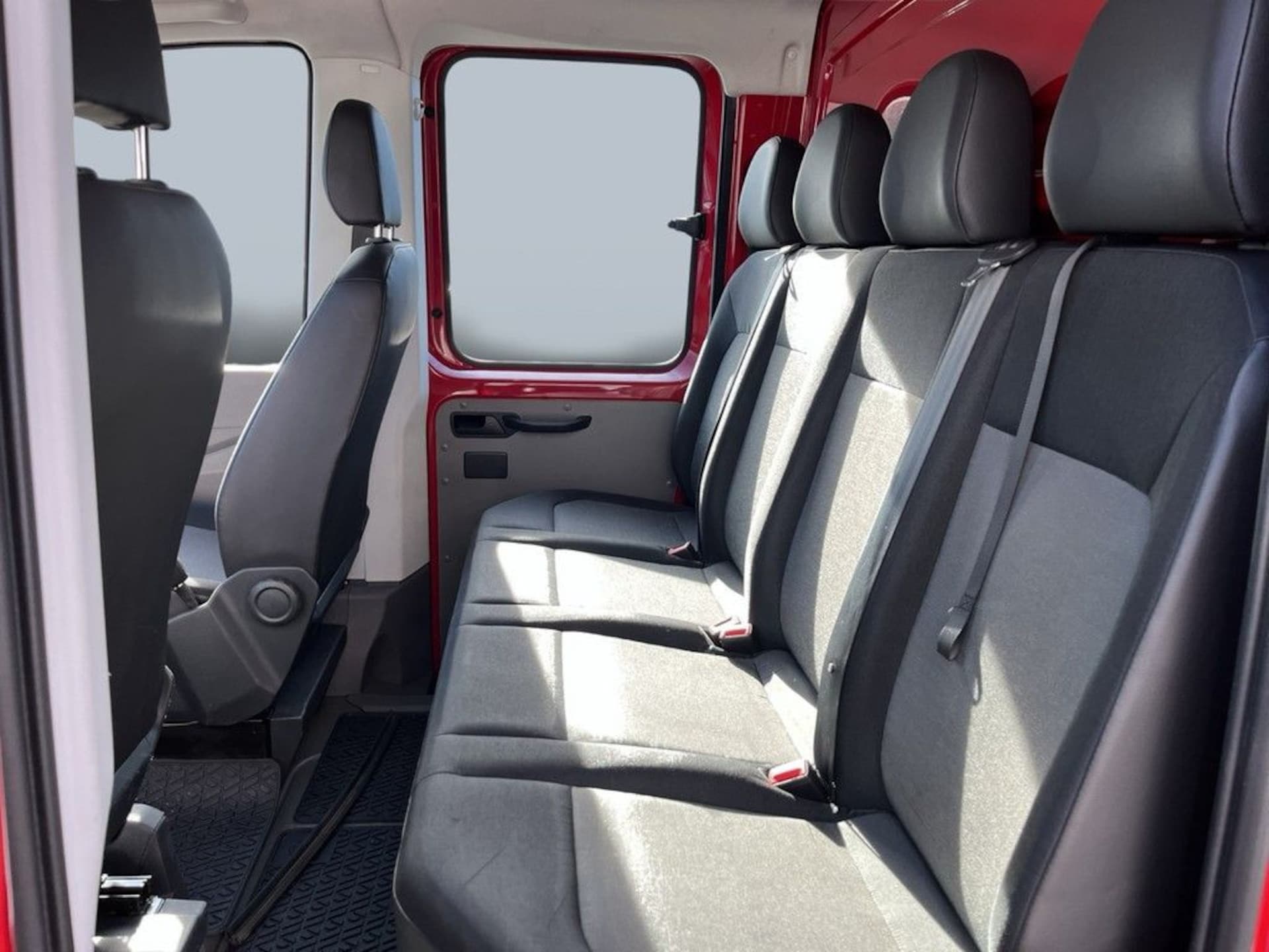 Volkswagen Crafter Doppelkabine mittlerer Radstand