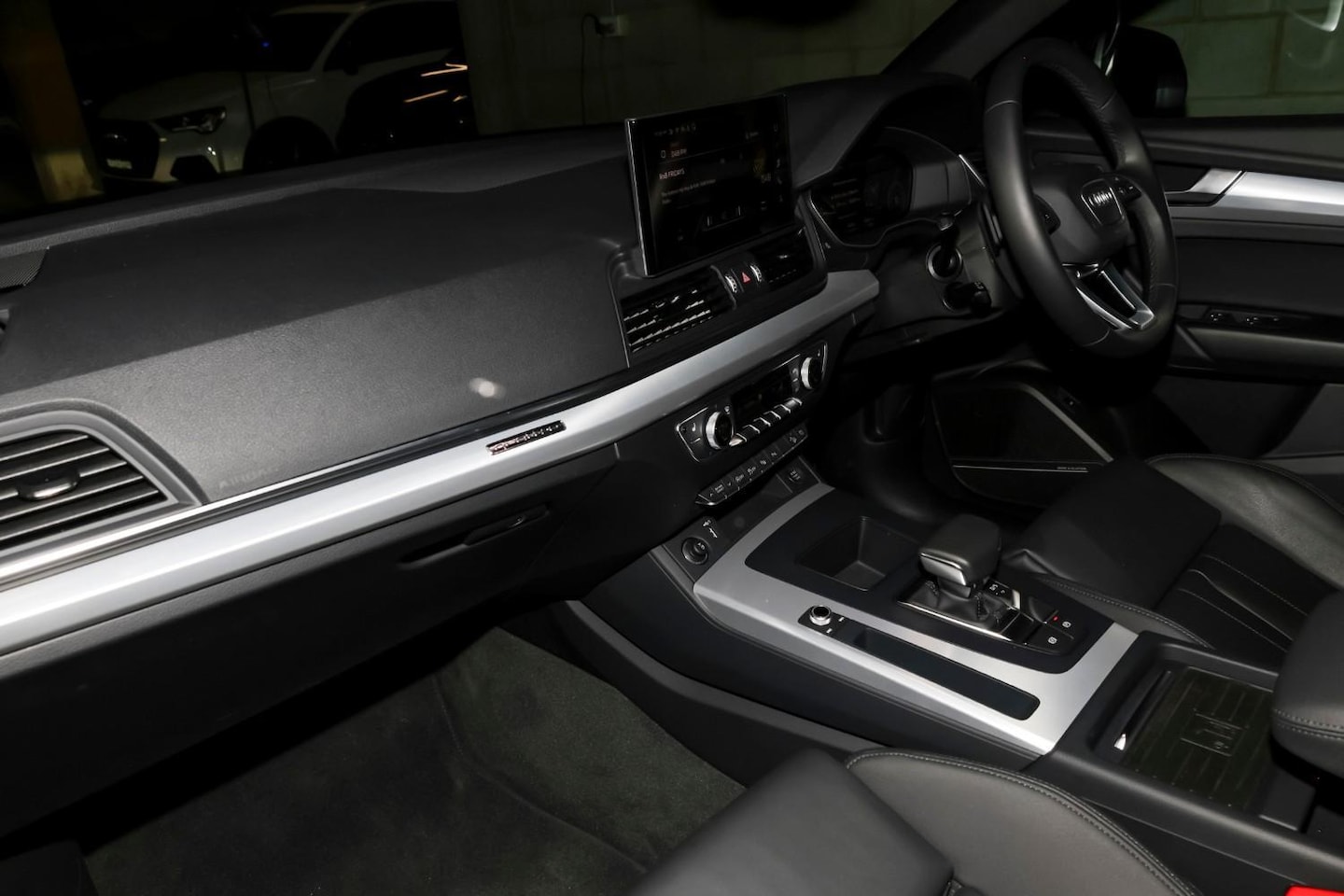 Image about Audi Q5 Sport 45 TFSI quattro S tronic