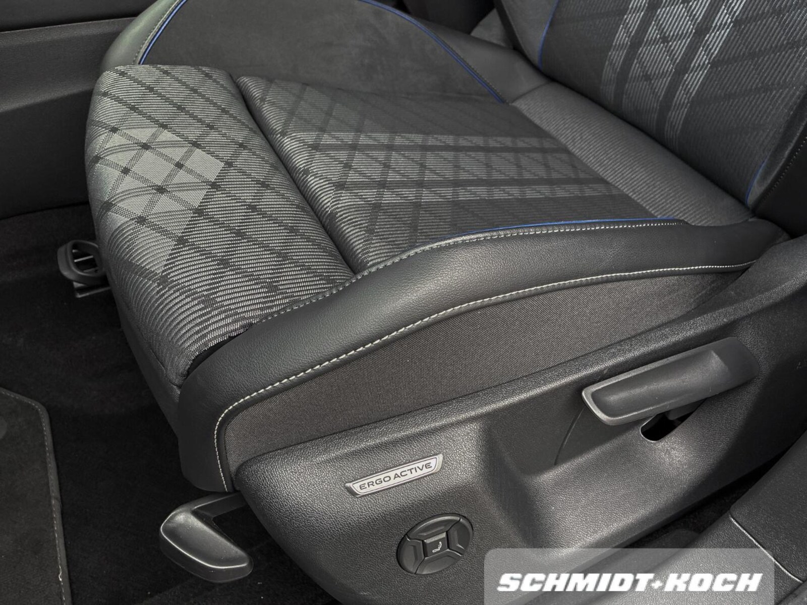Volkswagen Tiguan – Bild 12