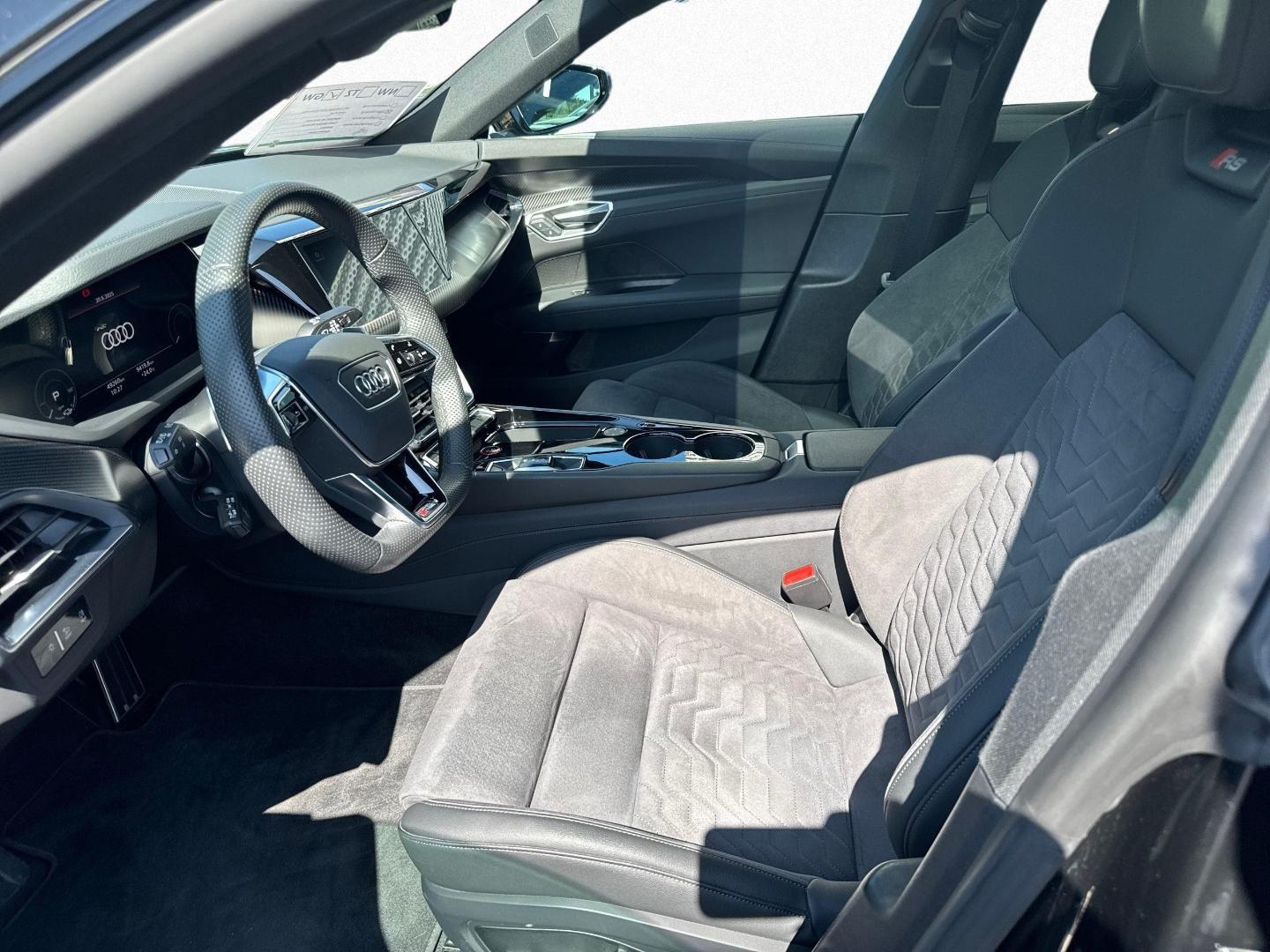 Image about Audi RS e-tron GT e-tron quattro