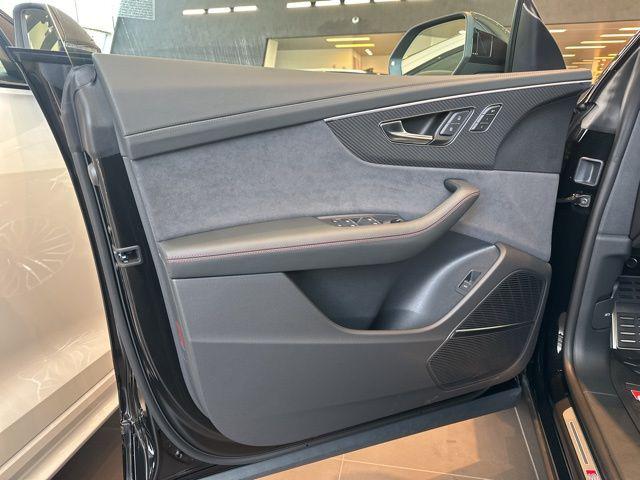 2026 Audi SQ8 Prestige - Photo 10