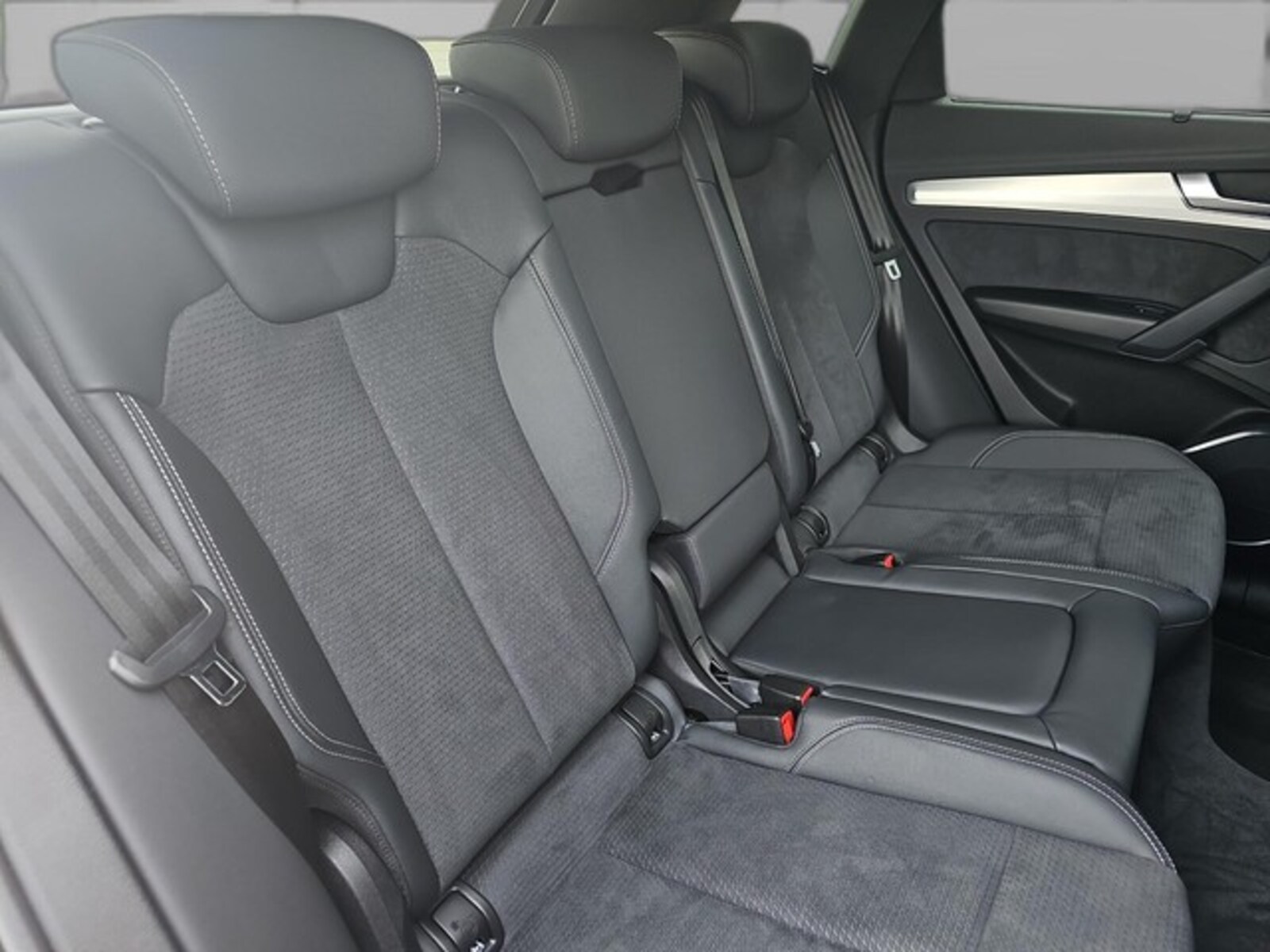 Audi SQ5 – Bild 14